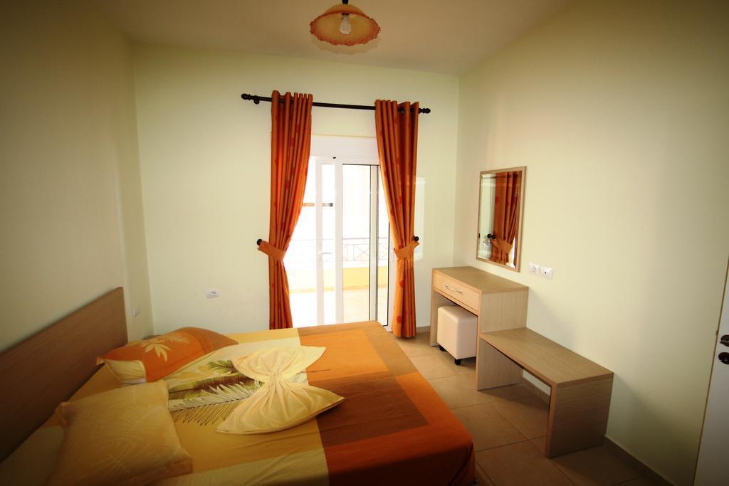 Apartament Galaxy Sarandë Exterior foto